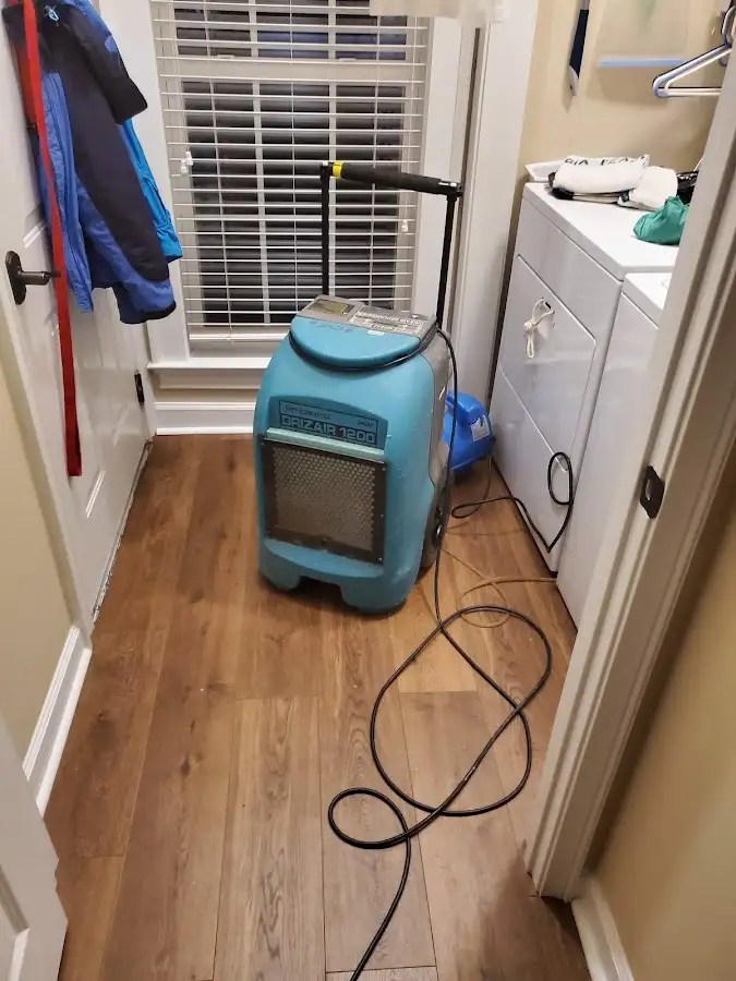 Commercial dehumidifier deployed for Crawl Space Restoration in South Hill